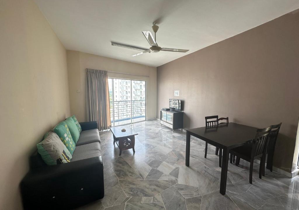 Baharu Apartment | B12-8@pd marina resort