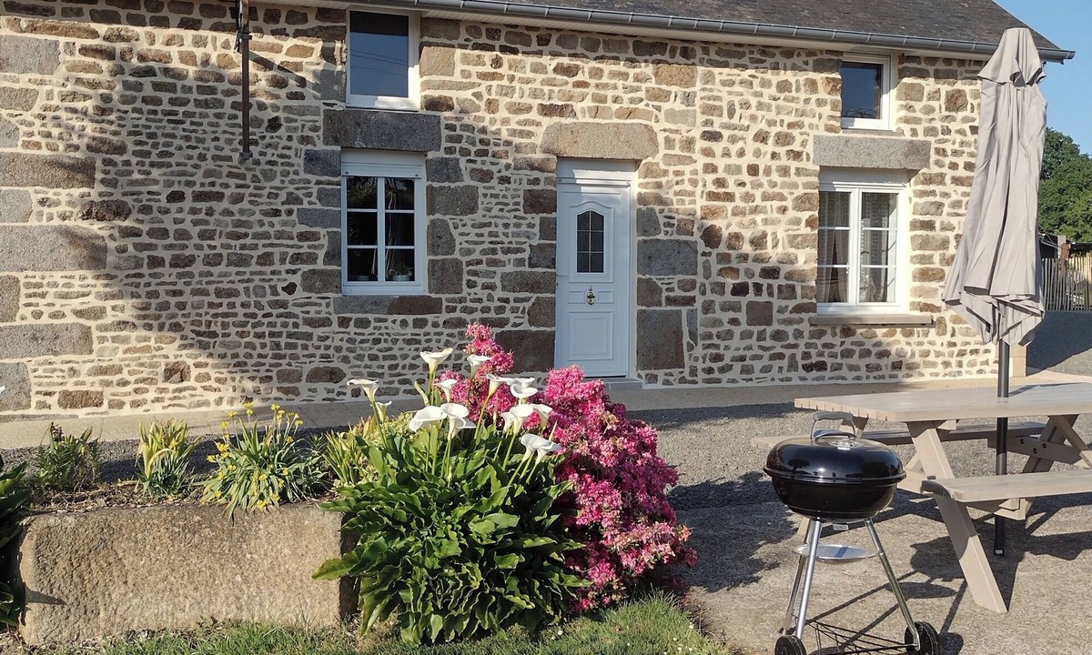 La Chaise-Baudouin House | Country house near hiking trails and 30 minutes from beaches