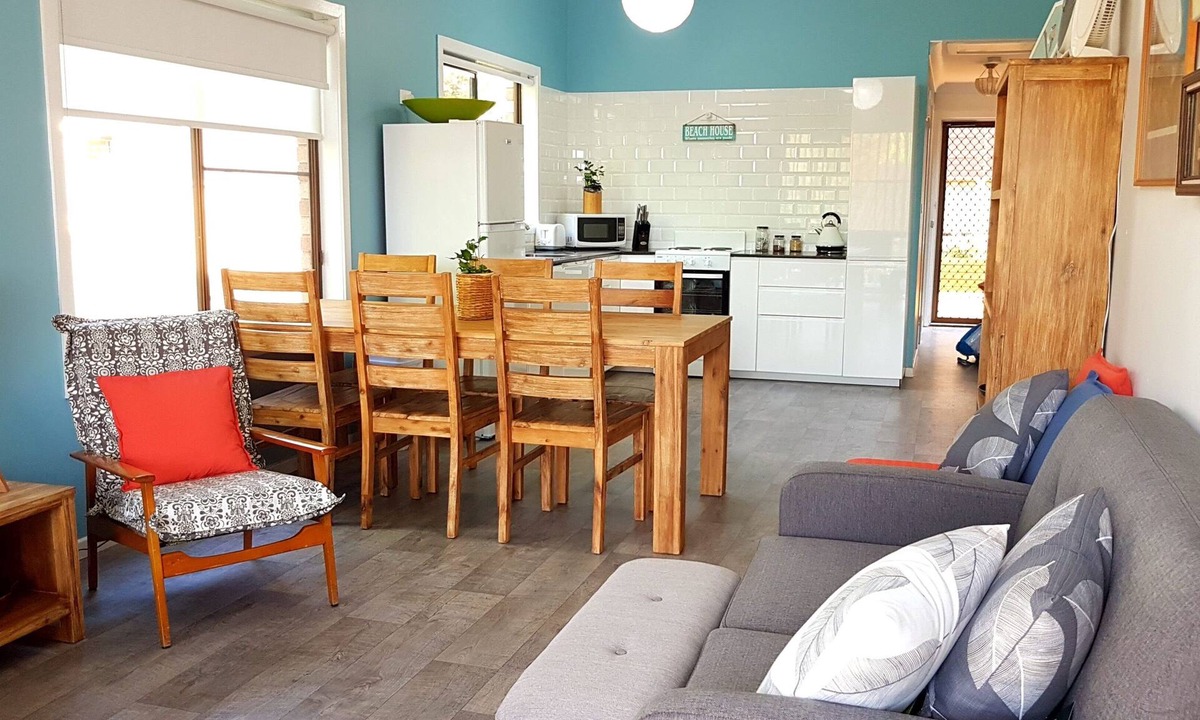 Vincentia Villa | Fantastic Location - Top Rated.