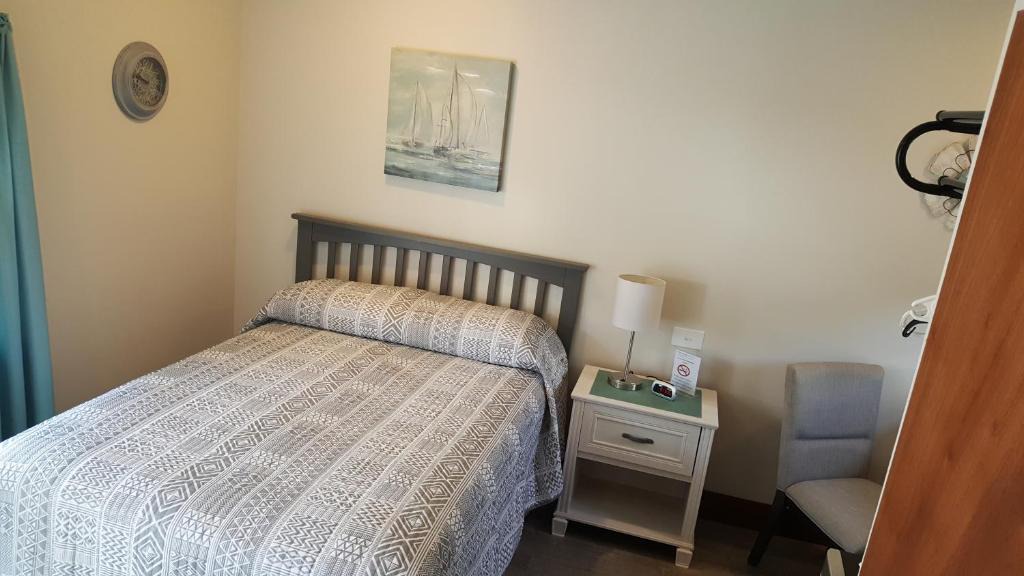 Phillipston Hotel | King Phillip motel
