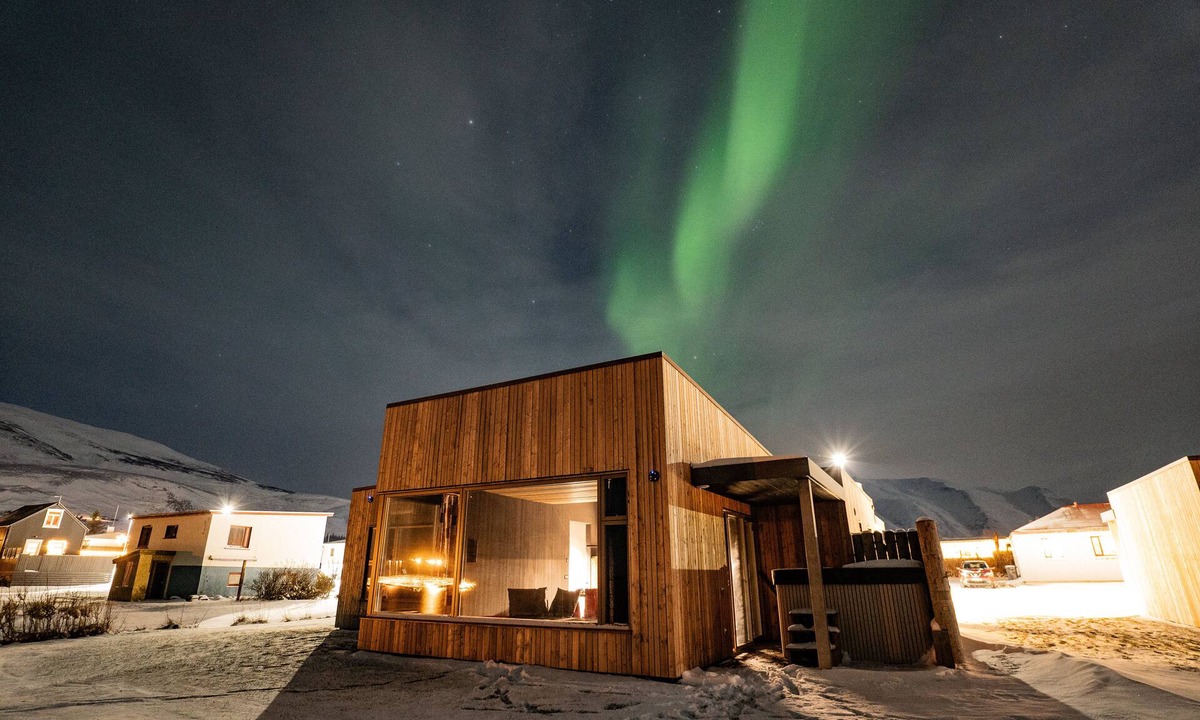 Grenivik House | Laugaland - Your design house right by the sea