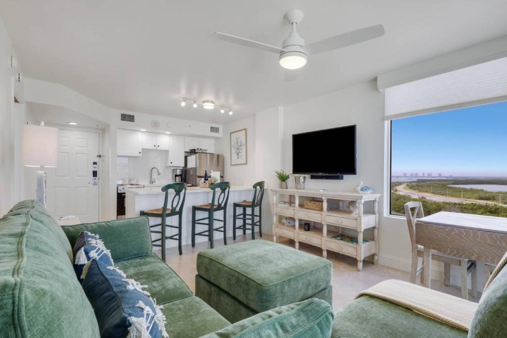 Fort Myers Beach House | Lovers Key Resort 1107