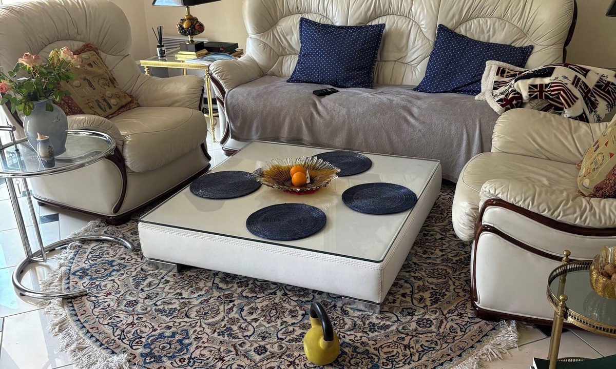 Mandelieu-La-Napoule Apartment | LUXURY NEWRENOWATED 2 BED APARTMENT WITH LARGE TERRACE & CLOSE TO SWIMMING POOL