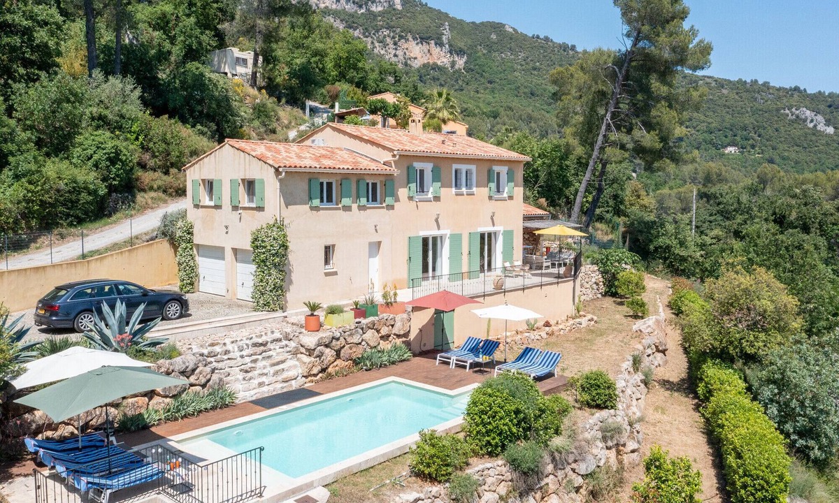 Tourrettes-sur-Loup Villa | Mas des Violettes – Luxury vacation villa in the Alpes-Maritimes