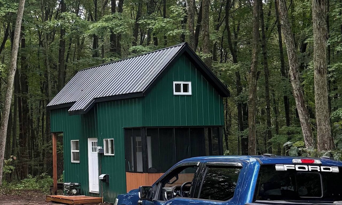 Algonquin Highlands Cabin | Off the beaten path…