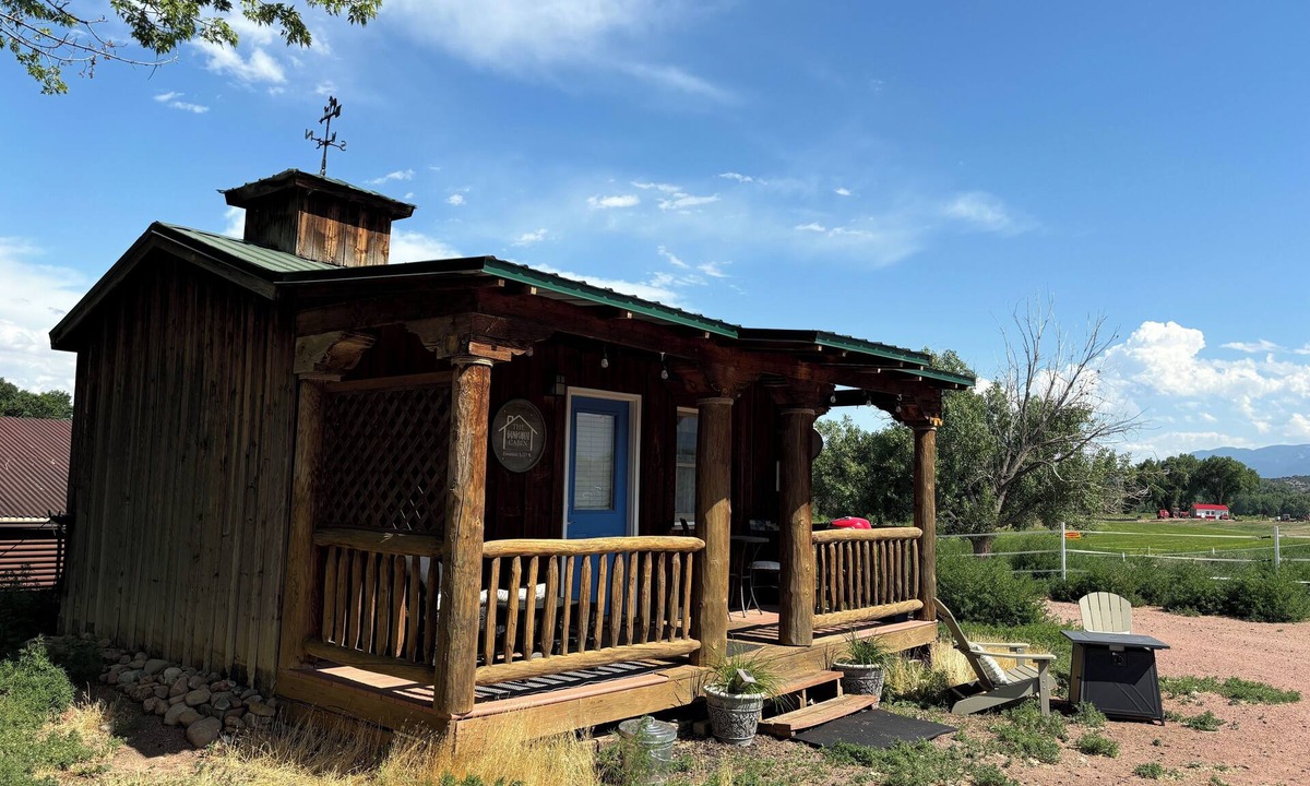 Canon City Cabin | Peaceful Bunkhouse cabin with mtn views near Arkansas River attractions & town