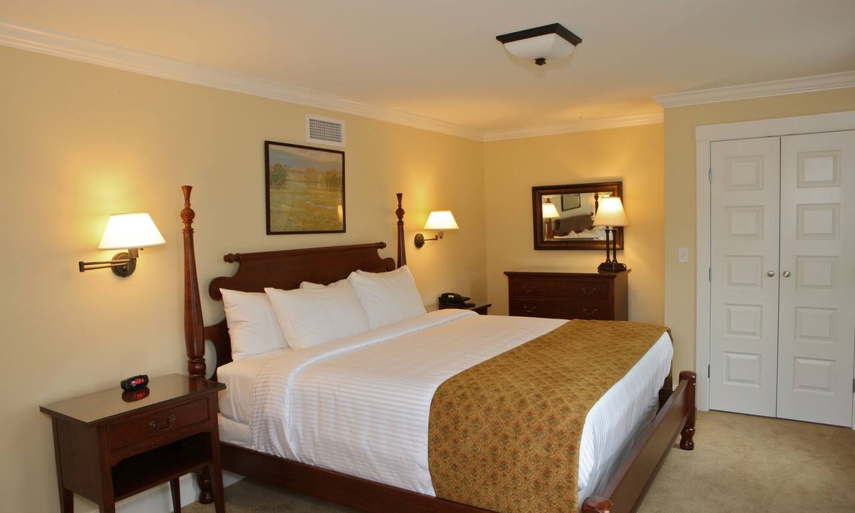 Sturbridge Resort | Publick House Historic Inn and Country Motor Lodge