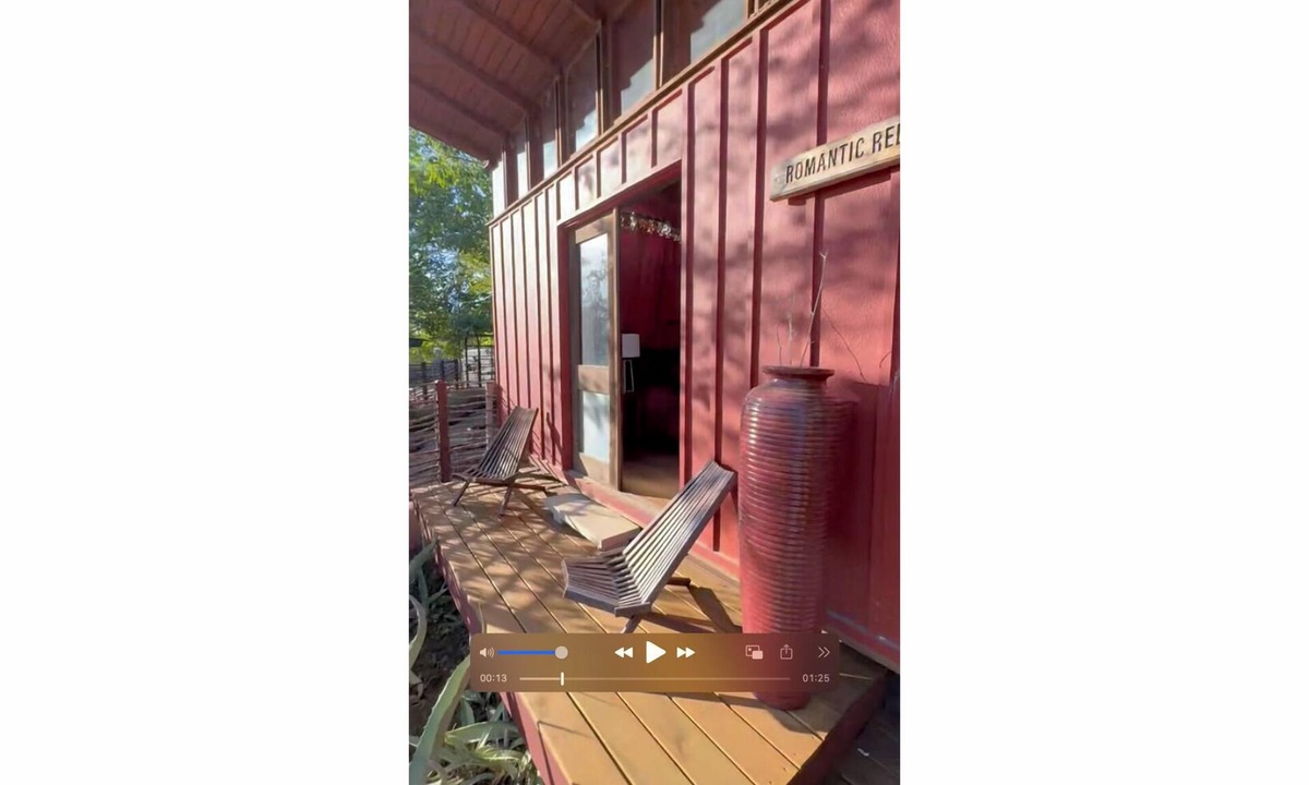 Spicewood Cabin | Romantic Lakefront Getaway: Massage, Winery, Kayaks, SUPs, Yoga, Krause Springs!