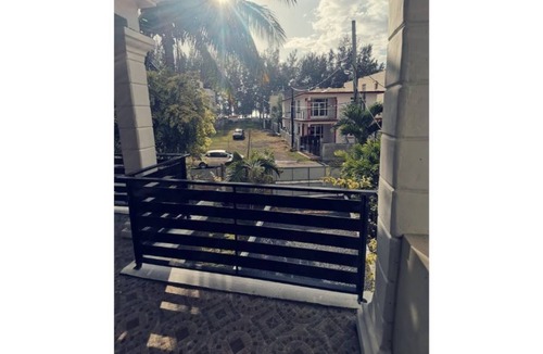 Wolmar Other | 3 bedrooms houserental Seaview less than 30 secondes walk to the beach