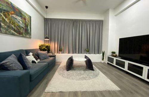 Genting Highlands Apartment | 4-7 Pax Genting View Resort Kempas Residence -Free Wifi, Netflix And Free Parking