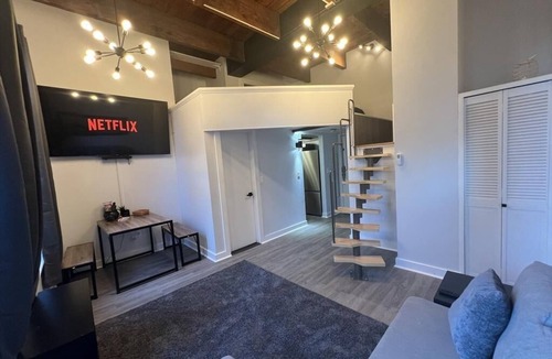 Salem Condo | Architect Designed Loft In Historic Downtown Salem