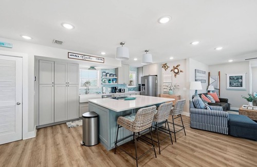 Cape San Blas House | Beach Front Home, Sleeps 9