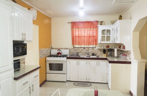 Mullins Cottage | Beach Front Property Barbados