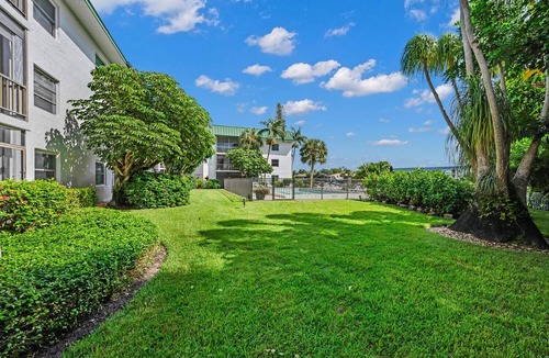 Moorings Condo | Beautiful, Comfortable Moorings Condo