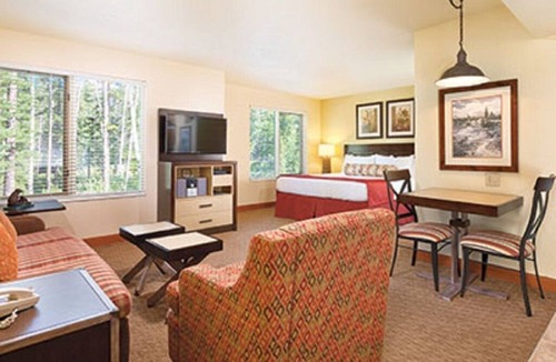 Canmore Resort | Beautiful resort in the heart of it all!
