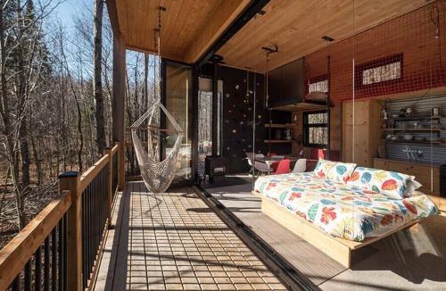 Eastman House | Cabin Zoobox 56