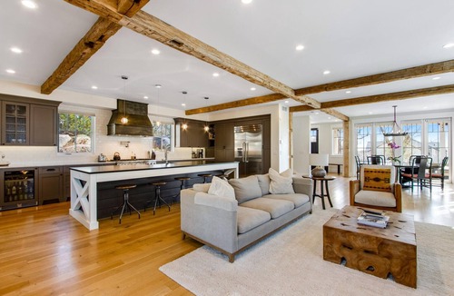 Newlands House | Central Sundance location, steps to Sanitas trail and walk to downtown Boulder
