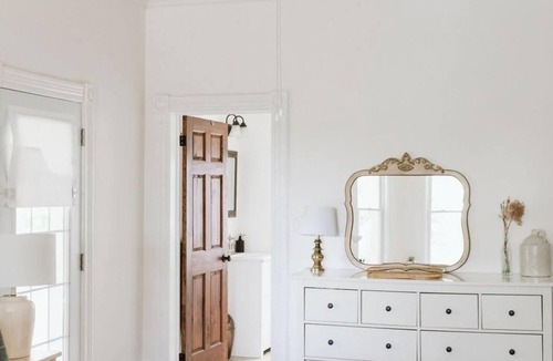 Bala Cottage | Charming Four Seasons Lake Front Renovated Cottage in Bala, Moon River Muskoka