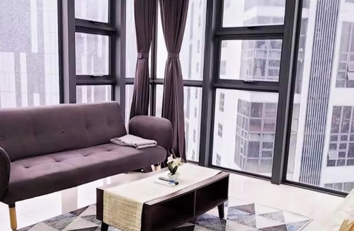 Taman Mutiara Apartment | Cheras Minimalist Duplex Retreat for 8 Guests