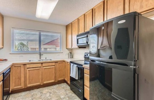 Broomfield Villa | Comfortable 2 BDR/2 BA Condo in Golf Community