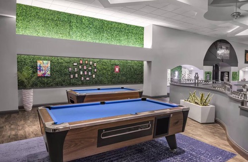 Brush - Stewarts Resort | Cozy 2-Bedroom Deluxe Suite in Beautiful Daytona Beach!