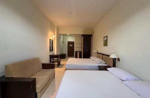 Kampung Pantai Halban Hotel | Darulaman Suites Jitra Kedah