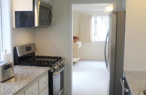 Mews Village Villa | Exceptional New Seabury Mews Property
