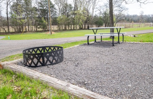 Rural Hill RV Rental | Family Friendly Pull-Through Campsite on 180 Acre Family Farm - Near Nashville!