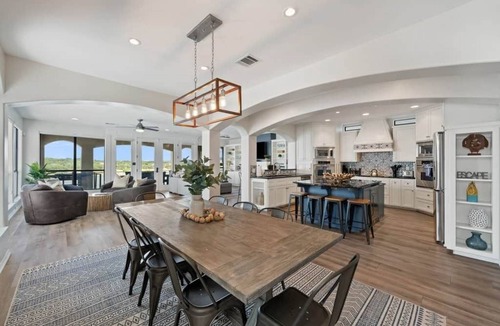 Briarcliff House | Family Retreat | Hot Tub, Game Room & Lake Access
