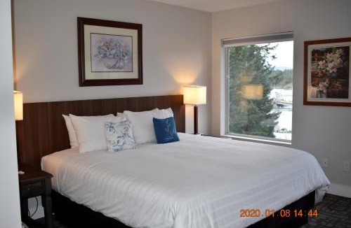 Quathiaski Cove Hotel | High Pont Resort