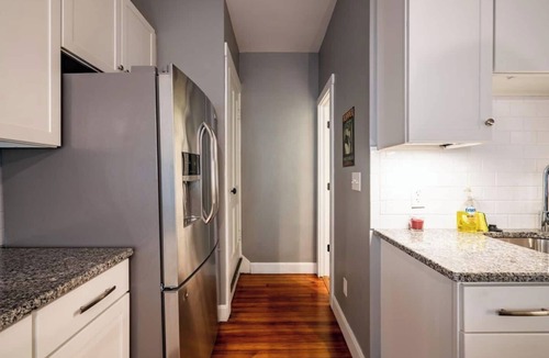 German Village Cottage | Historic Comfy German Village Haus sleeps6/petsOK