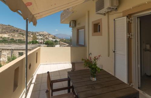 Kamilari House | Irini