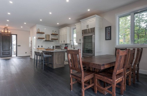 North Kawartha Cottage | Lakeview Luxury on Stoney Lake Lakefield/Peterborough area