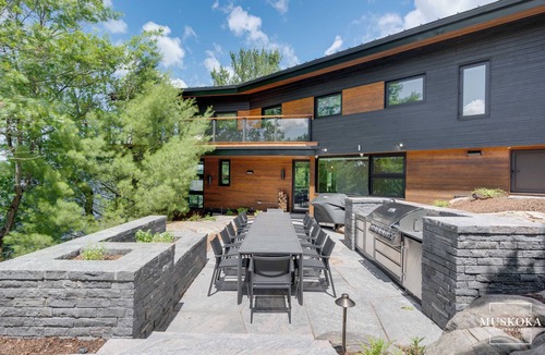 Georgian Bay House | Located just 90 minutes north of Toronto in the southernmost region of Muskoka!