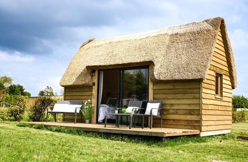 Annouville-Vilmesnil Cabin | Mini thatched cottage - Disconnection at the farm - Near Etretat