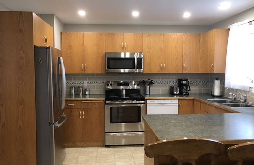 Mountain View House | Newly renovated 5 bedroom 2 bath house on Payne Lake road 15 mins from Waterton