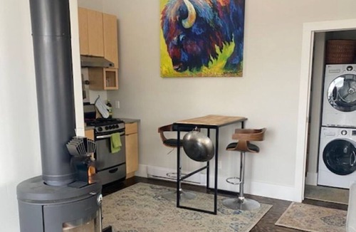 Monte Vista House | Perfect getaway. Private Modern 1 bd/1 ba with 360 degree views in Monte Vista.