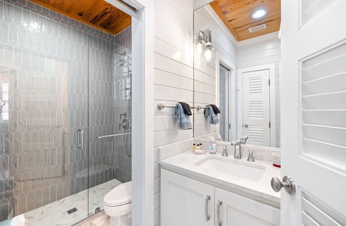 Rosemary Beach Cottage | Providence Carriage in Rosemary Beach, Fully Renovated, 3rd tier from gulf with gulf view
