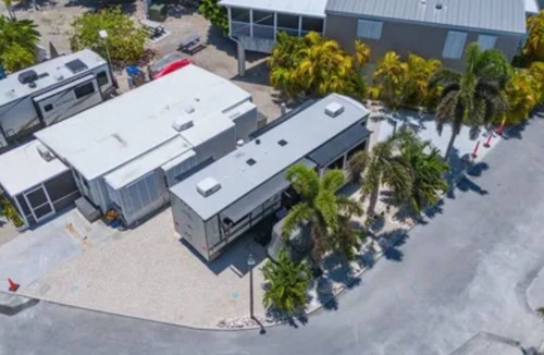 Cutthroat Harbor Estates RV Rental | Rv empty lot campground in Cudjoe Key