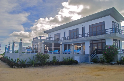 San Pedro Villa | Seafront, 4 bedroom private villa, 10 guests, family vacation, activities nearby