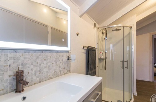 Saint-Laurent-de-Terregatte Cottage | Semi-detached house with balcony in countryside, Wi-Fi, parking, pets allowed