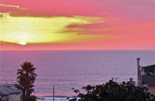 The Strand Hotel | Steps to the sand! Luxury Ocean View home on walk-street!