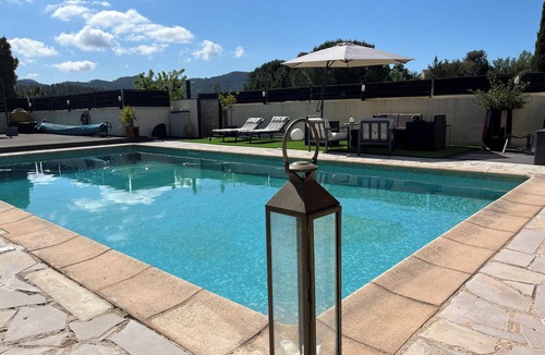 Les Esterets du Lac House | Stunning Villa & Garden, peaceful, large private pool, near the lake and beaches