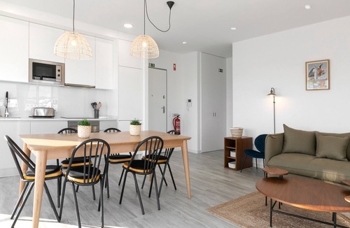 Ferrel Apartment | Sunny Penthouse - Modern, Premium Apartment