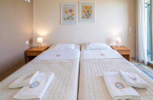 Kefalari Hotel | Sunset Hotel