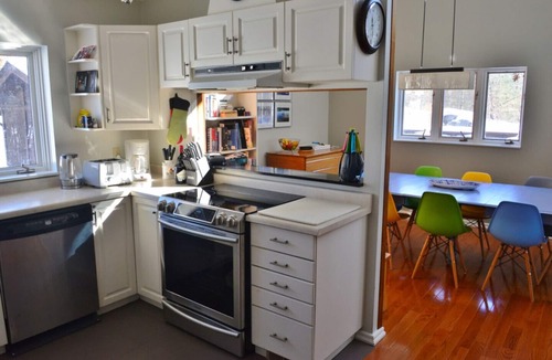 Bala Cottage | The Hideaway - Waterfront Cottage - Very Private - Muskoka