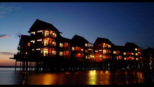 Padang Matsirat Resort | THE LAGOON WATER CHALET