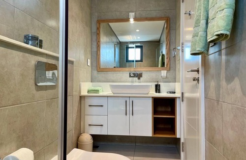 Pointe aux Canonniers Apartment | Turquoise : Luxury apart 2bedroom/bathroomnear the beaches