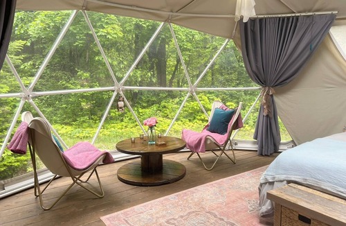 Rye RV Rental | Unwind Under the Stars at The Stargazer Geodome: A Luxury Glamping Getaway in Almaguin Highlands