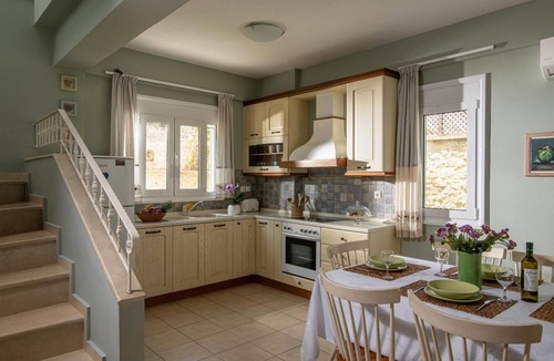 Gerani Villa | Villa Anemoni - Three Bedroom Villa, Sleeps 6